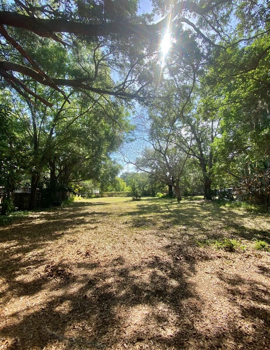 Property Photo: 47 Oak Street FL 34787