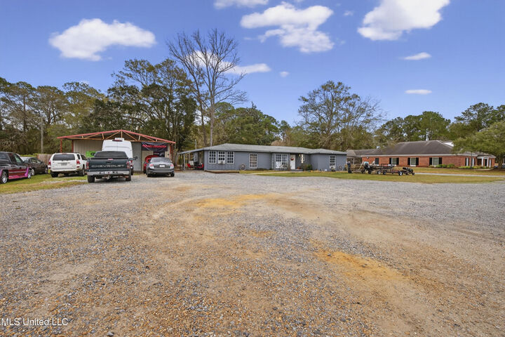 Property Photo:  7621 Elder Ferry Road  MS 39563 