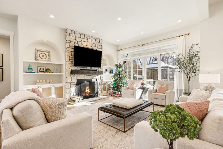 Property Photo:  15080 Steve'S Drive  MI 49417 