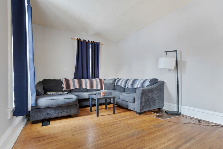 Property Photo:  436 W Washington Street  IL 60152 