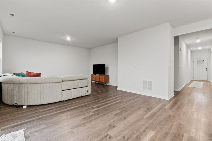 Property Photo:  3373 Seeley Court  IL 60560 