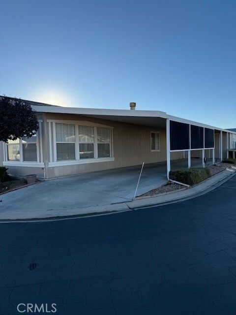 Property Photo:  1250 N Kirby 194  CA 92545 