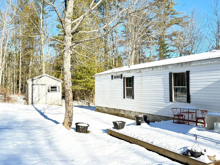 Property Photo:  322 Mariaville Road  ME 04605 