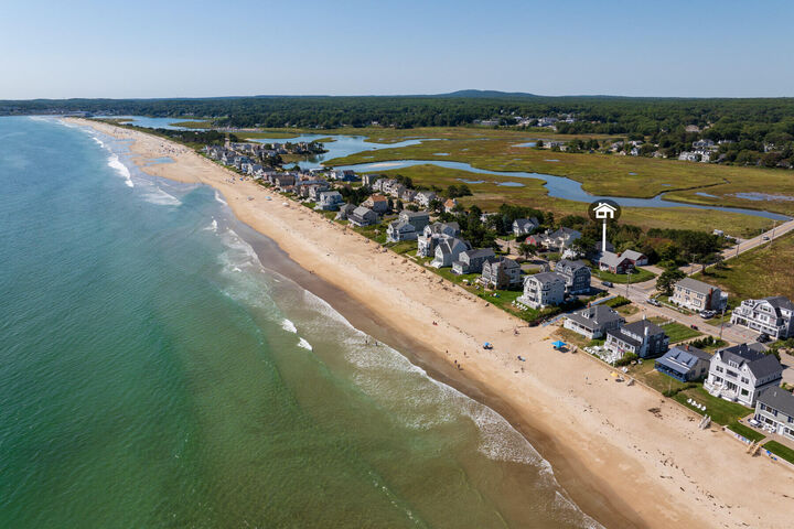 Property Photo: 168 Ocean Avenue ME 04090