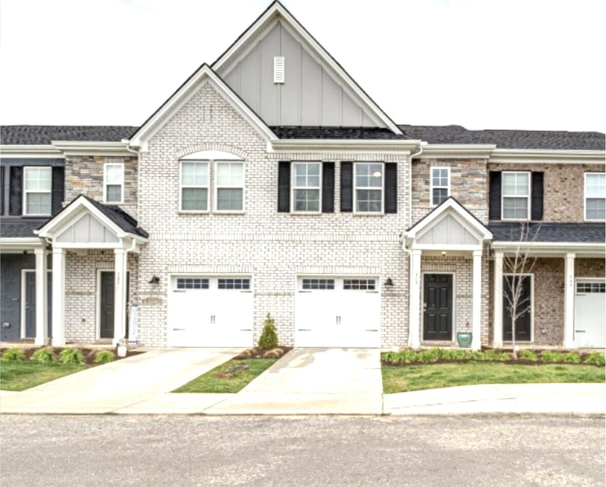 Property Photo:  305 Victoria Dr  TN 37090 