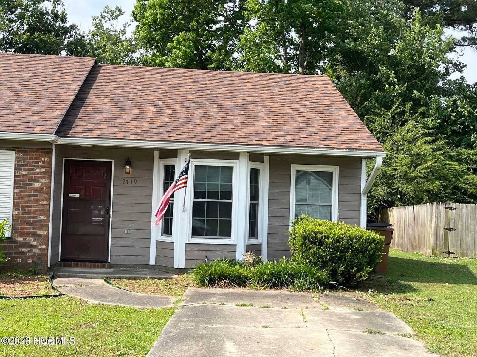 Property Photo:  2719 Brookfield Drive  NC 28544 