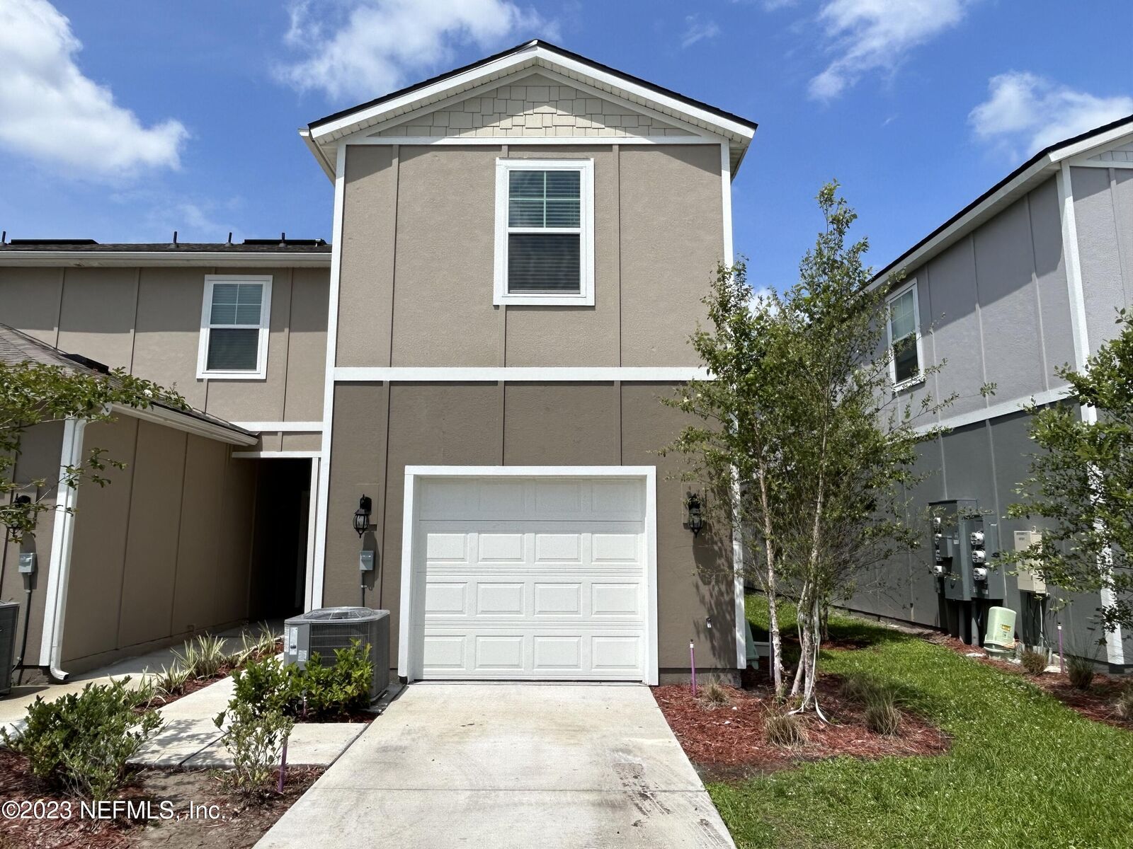 Property Photo: 75510 Harvester Street FL 32097