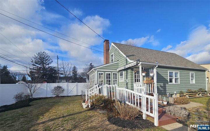 Property Photo:  298 Boulevard  NJ 07444 