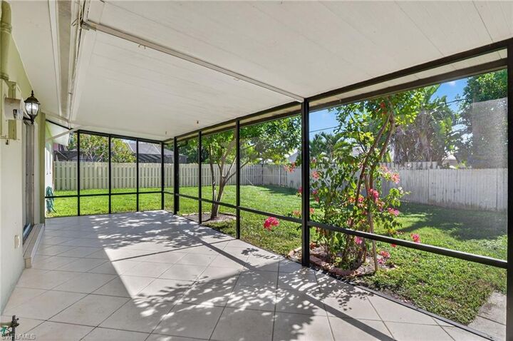 Property Photo:  1336 Lake Shore Dr  FL 34103 