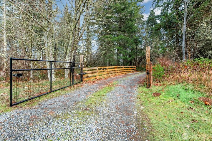 Property Photo:  15045  119th Lane SE  WA 98597 
