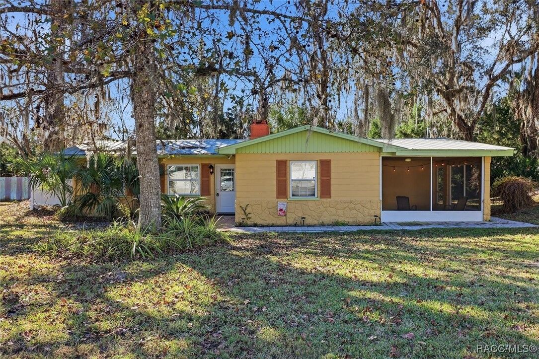 Property Photo: 10170 W Yulee Drive FL 34448