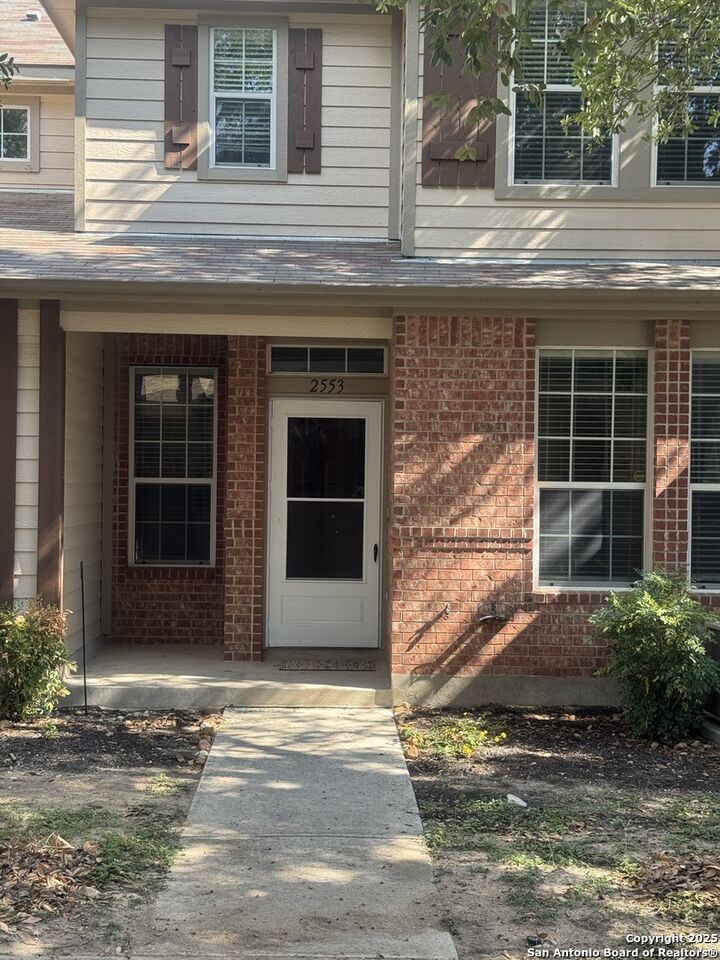 Property Photo:  2553 Grayson Circle  TX 78232 