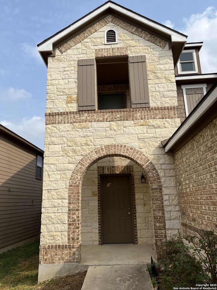 Property Photo:  7430 Primrose Post  TX 78218 