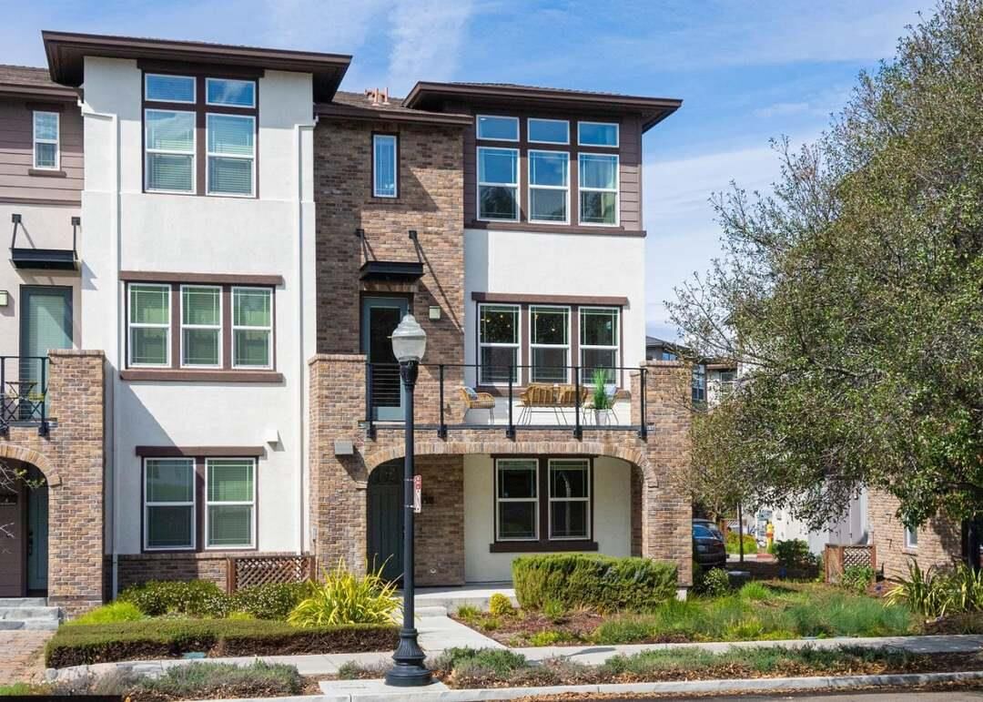 Property Photo:  885 De Guigne Drive 5  CA 94085 