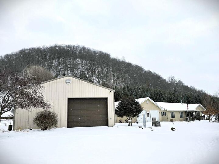 Property Photo: 41498 South Sleepy Hollow Road WI 54631