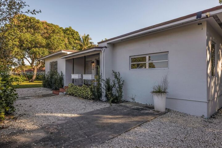 Property Photo:  424 NW 53rd St  FL 33127 