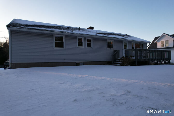 Property Photo:  58 Berkeley Place  CT 06111 