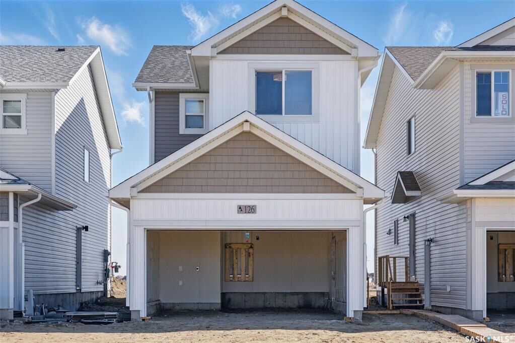 Photo de la propriété:  222 Antonini Court  SK S7L 7P2 