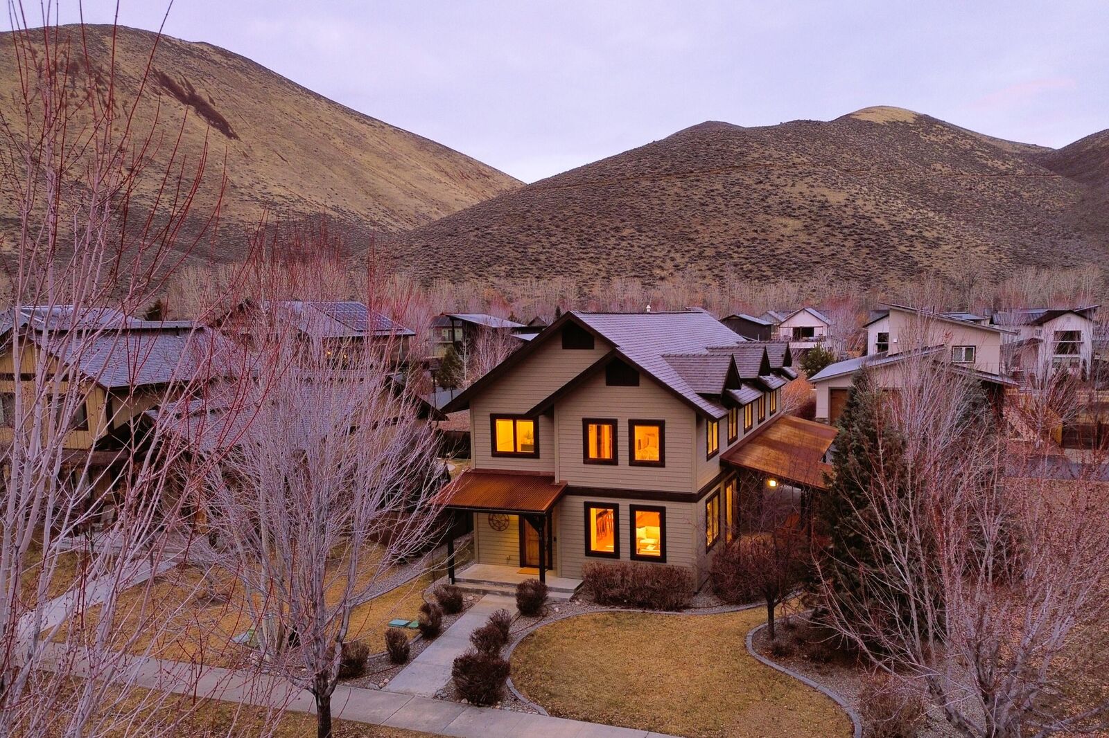 Property Photo:  610 Cd Olena Dr  ID 83333 