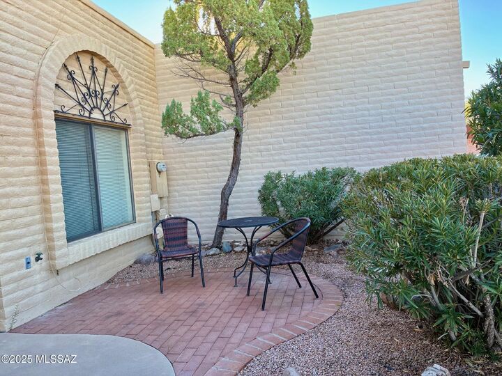 Property Photo:  1571 W Calle De Plata  AZ 85622 