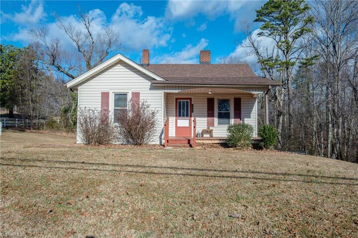 Property Photo: 2660 W Pine Street NC 27030