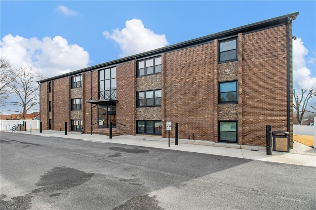 Property Photo:  105 Dahl Street C  NC 27025 