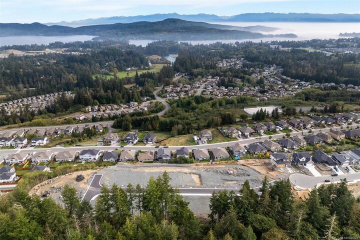 2600 Nickson Way #Lt3 — photo 1