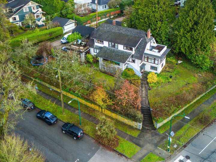 1989 W King Edward Avenue — photo 1