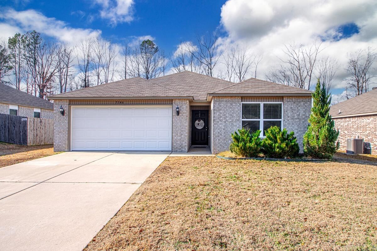 Property Photo:  7146 Woodsgate Cove  AR 72002 