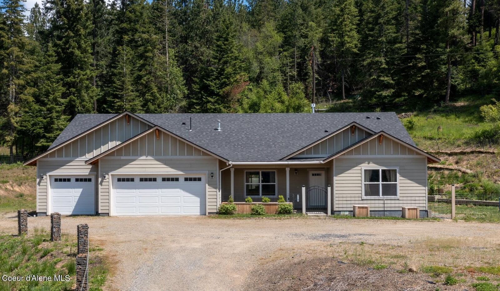 Property Photo:  87705 Highway 3 N  ID 83861 