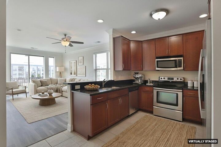 Property Photo:  925 Ingleside Avenue  OH 43215 