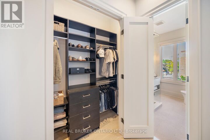 Property Photo:  172-174 Victoria Street  ON L3Y 4E1 
