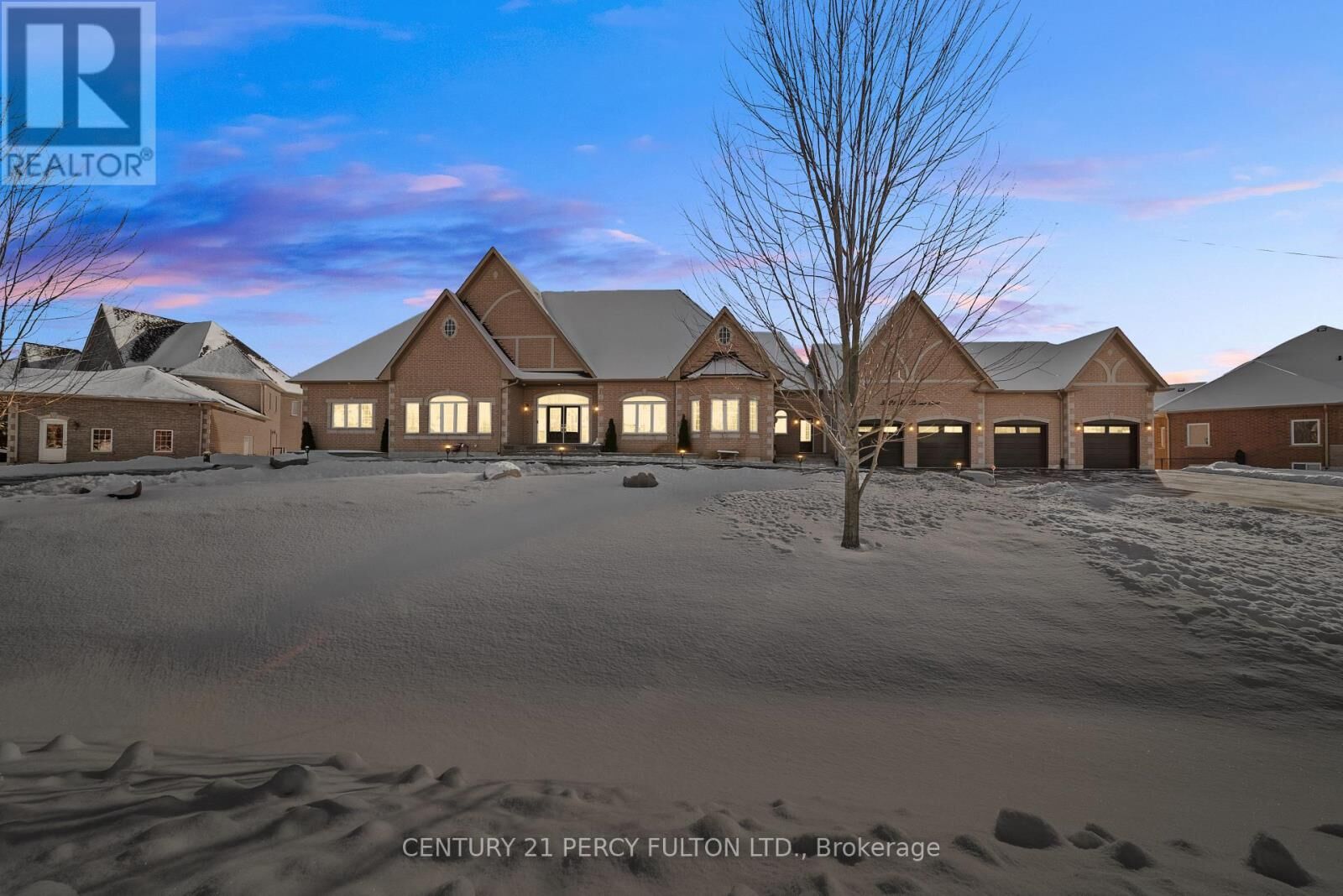 Property Photo:  5121 Tom Thomson Court  ON L1Y 0A1 