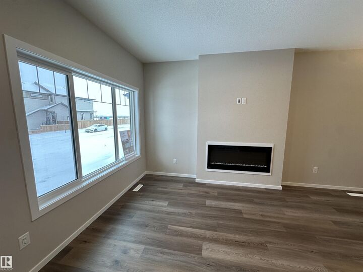 Property Photo: 55 Sereno Lane AB T8L 0Z9