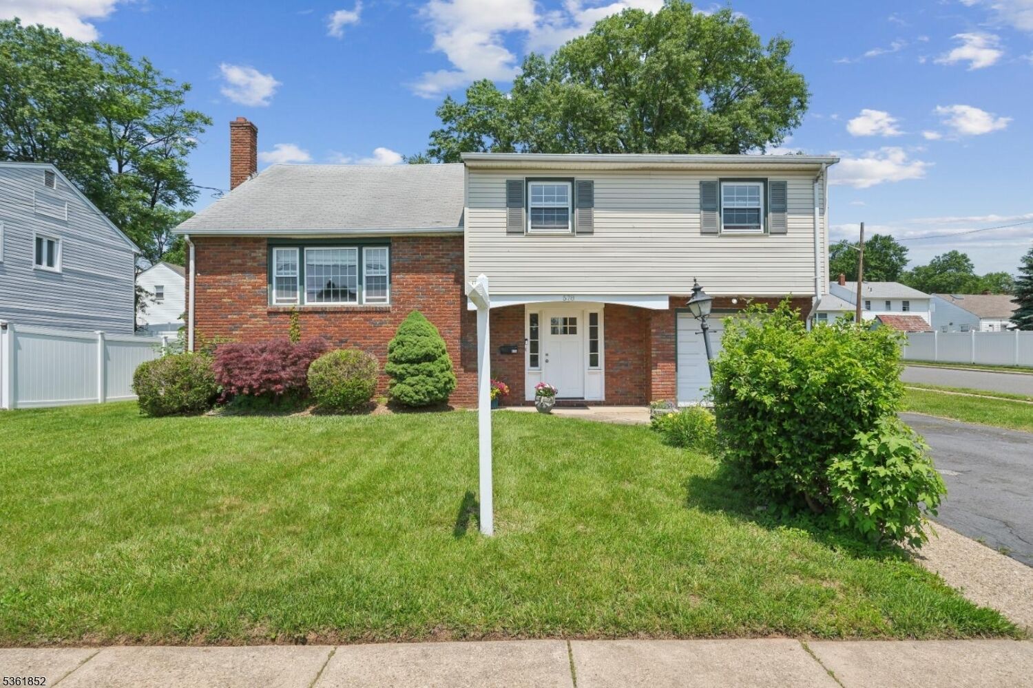 Property Photo:  578 Winchester Ave  NJ 07083 