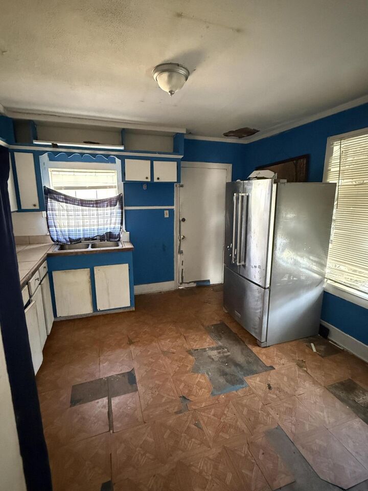 Property Photo:  905 Lafayette St.  MS 39429 