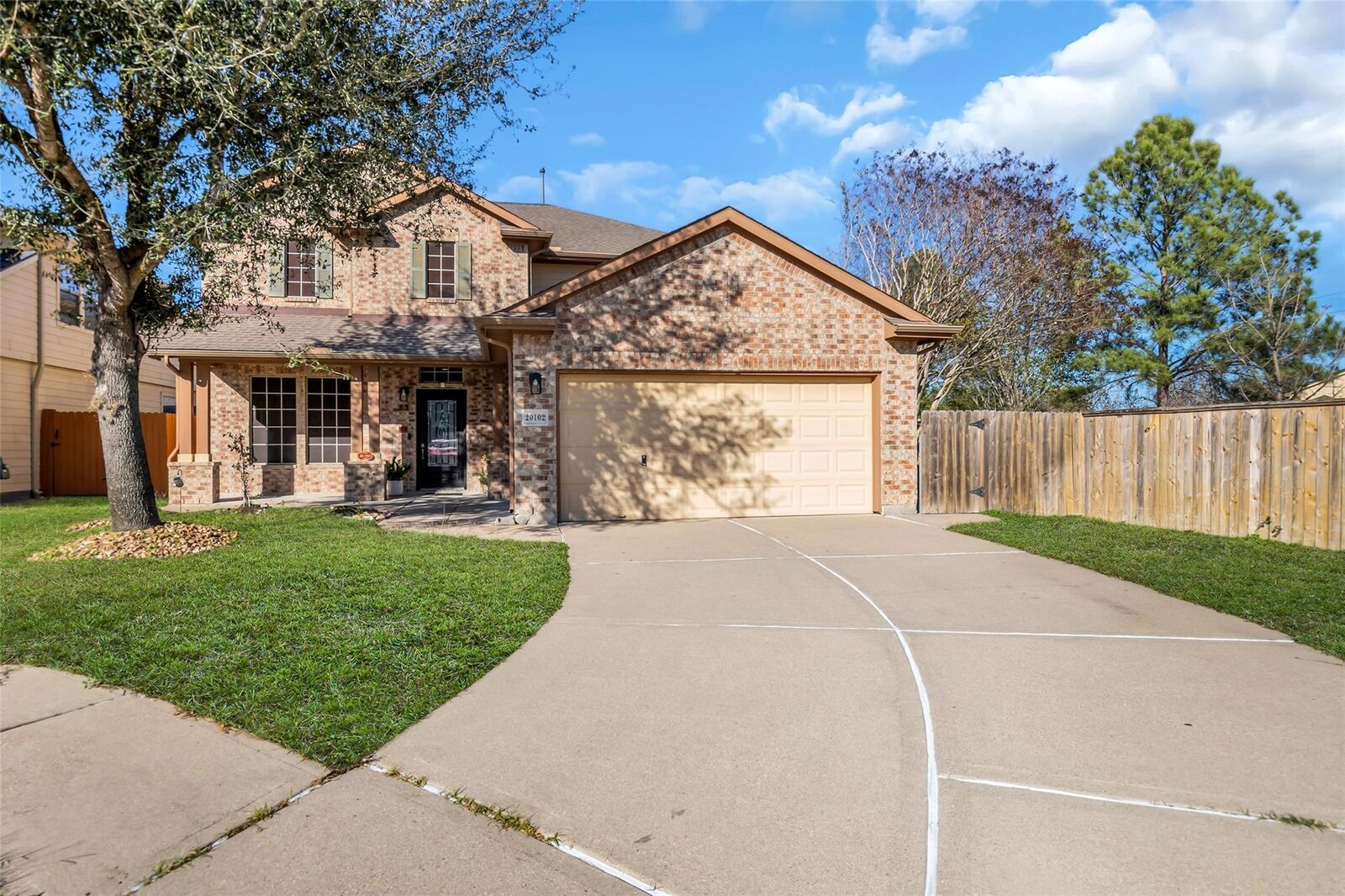 Property Photo: 20102 Breezy Oak Court TX 77433
