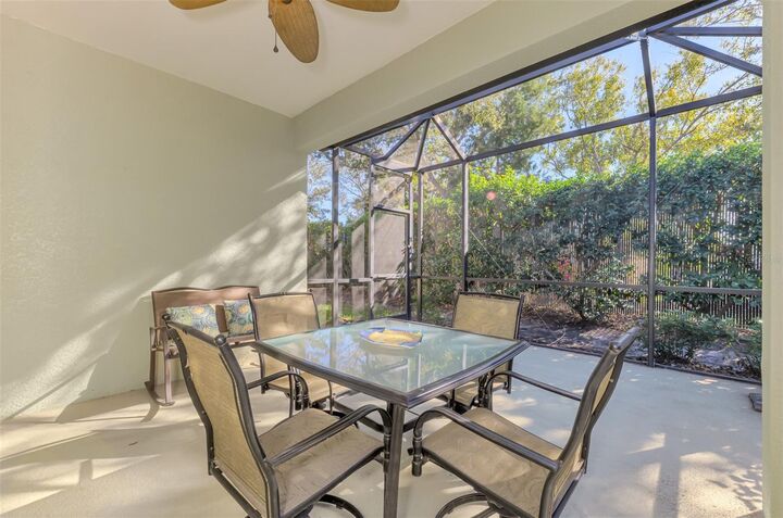 Property Photo:  4920 Maymont Park Circle  FL 34203 