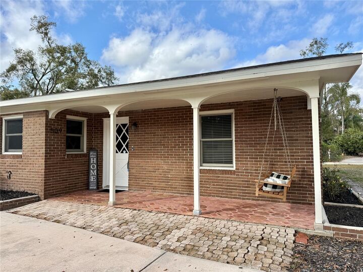 Property Photo:  509 Falmouth Street  FL 33617 