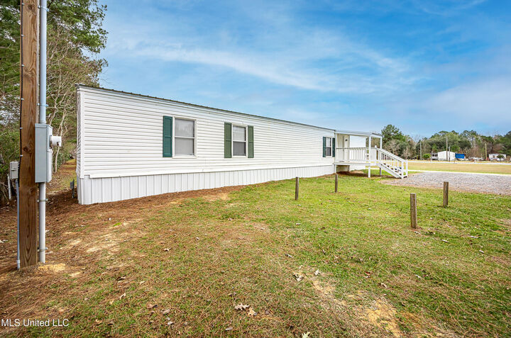 Property Photo: 144 Katie Eubanks Road MS 39452