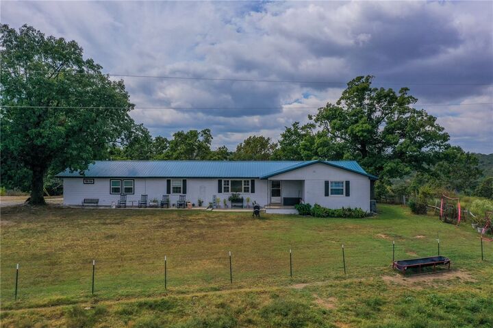 Property Photo: 1481 Madison 7855 AR 72740