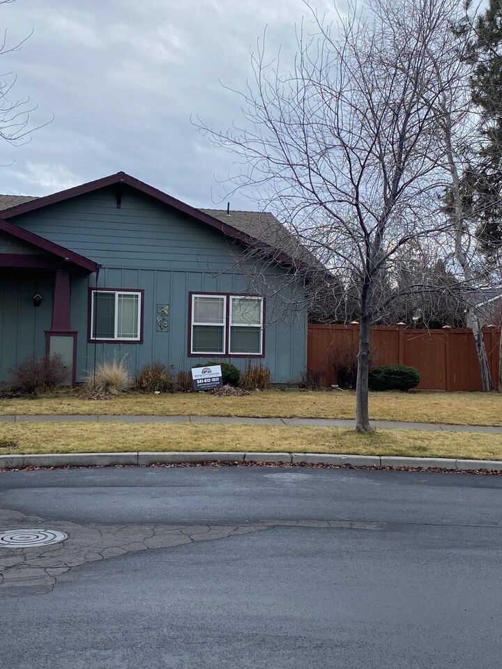 Property Photo:  61260 Sunflower Lane  OR 97702 