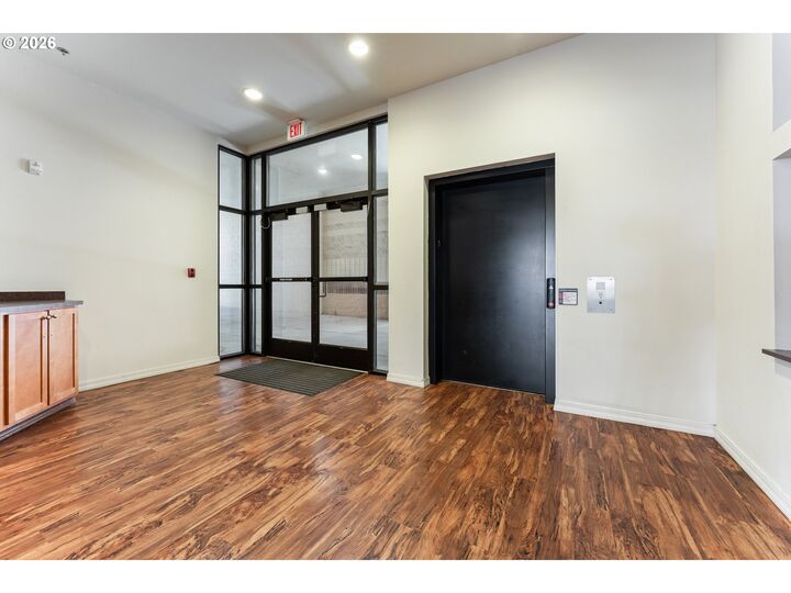 Property Photo:  15320 NW Central Dr 222  OR 97229 