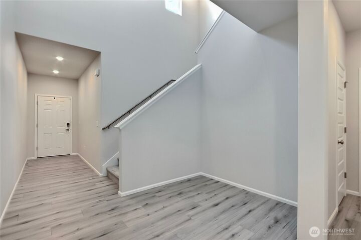 Property Photo: 19814 135th Avenue E WA 98338