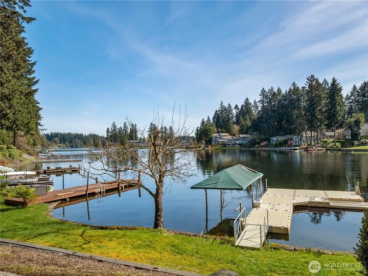 Property Photo:  7217  20th Avenue SE  WA 98503 