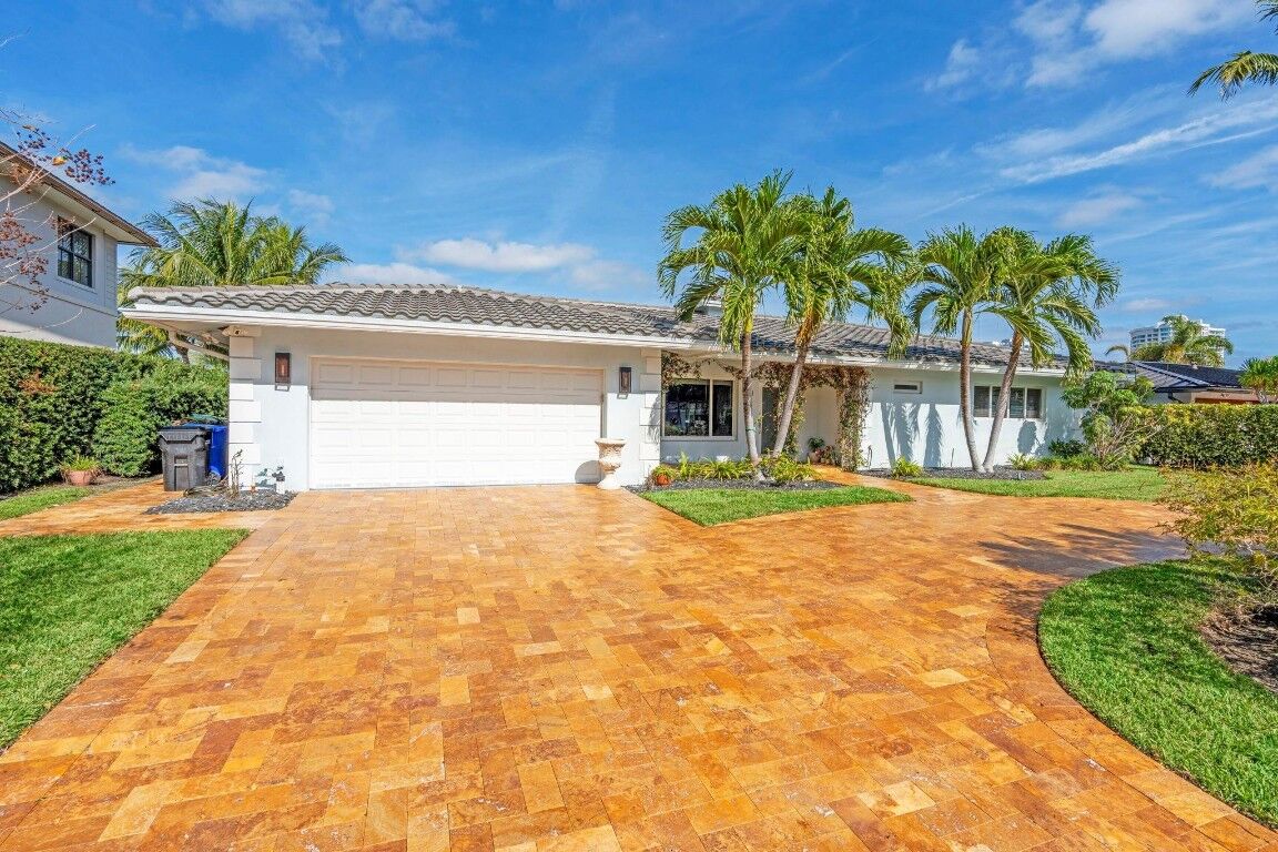 Property Photo:  1941 Coral Reef Drive  FL 33062 