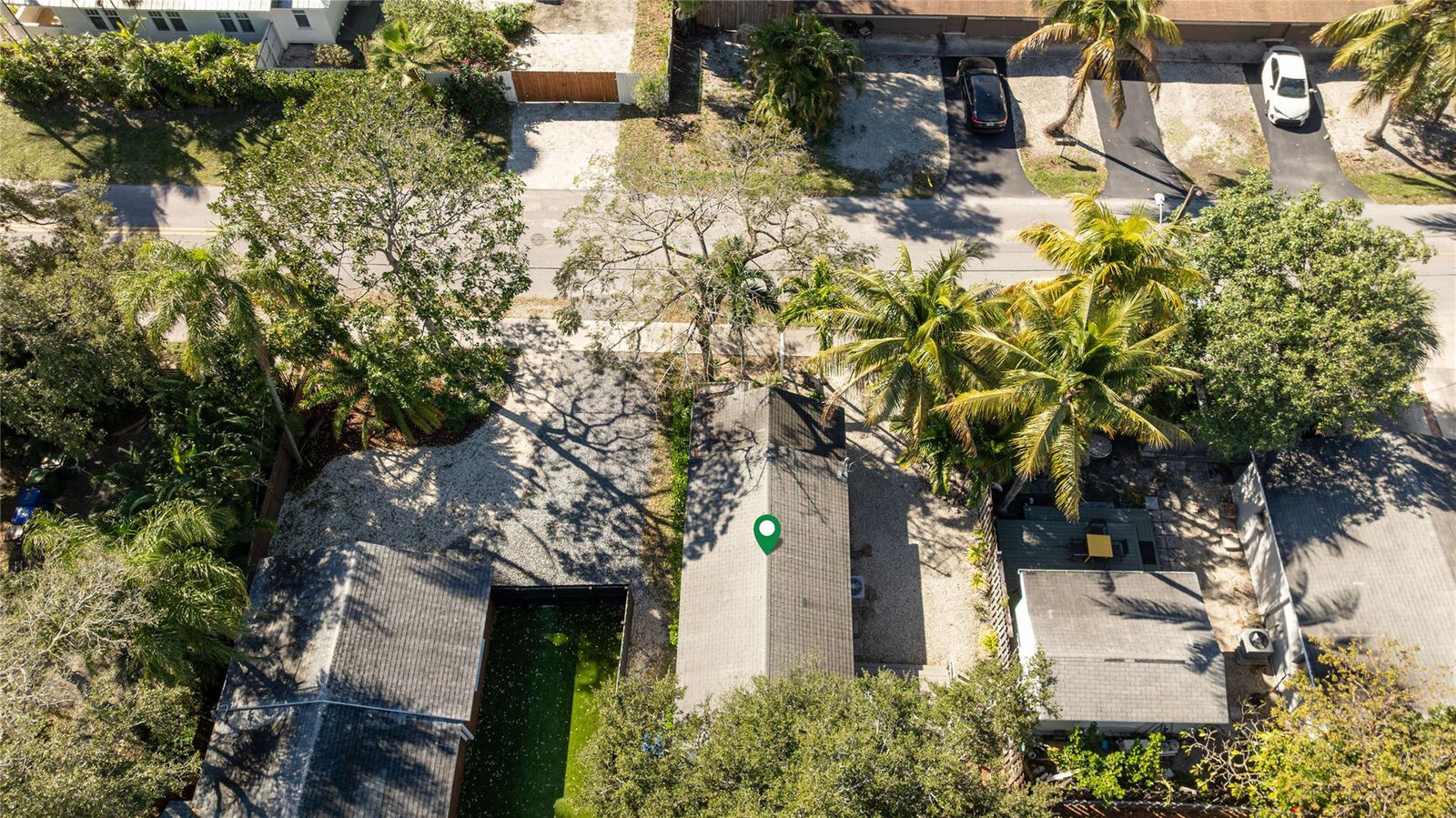 Property Photo:  232 Seminole Avenue  FL 33312 