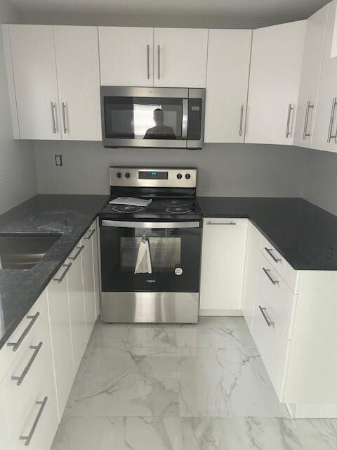 Property Photo:  10290 NW 36th Street 7  FL 33065 