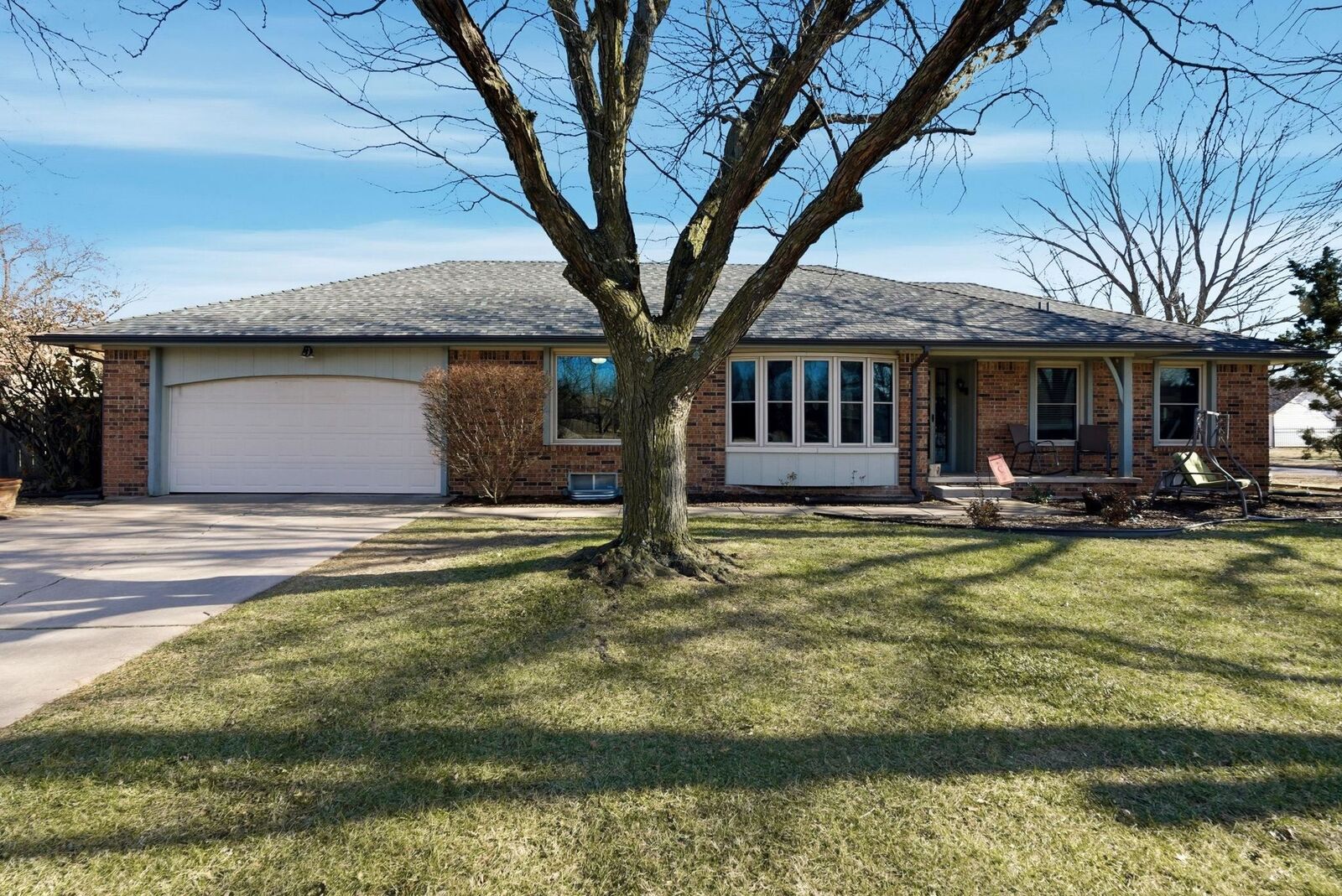 Property Photo: 2306 N Addison Cir KS 67226
