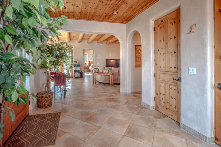 Property Photo:  98 Calle Mirador  NM 87557-2740 